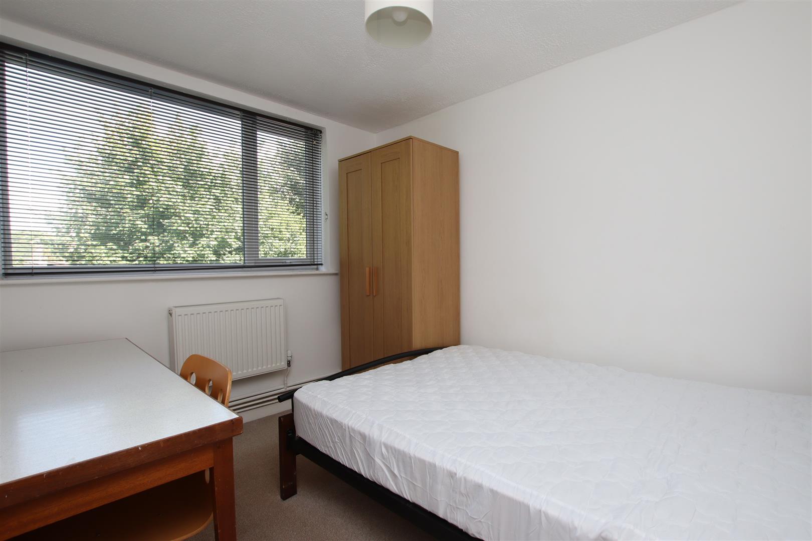 Stanway Close, Bath, BA2